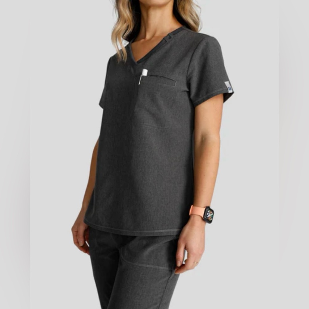 Cherokee Women’s Tuckable  V-Neck Scrub Top CK748A, Heather Pewter
